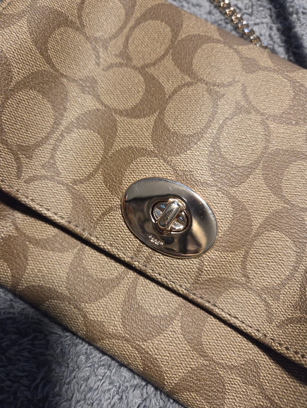 Coach Pink Crossbody Bag In Signature Canvas - Picture 5 of 5